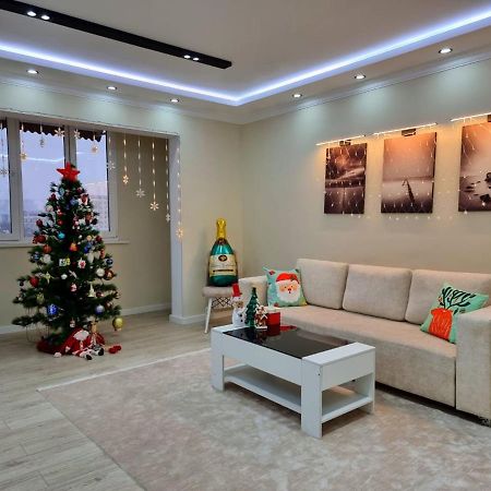 Charming And Modern Apartment At Heart Of Tashkent Exterior photo